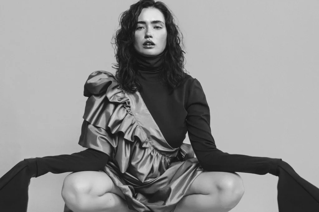 Foto: Ewa Sikorska @ewkasikorska Model: Zofia Górska @zojeczka_ Makijaż: Grażyna Wiatrowska @igraszki.igraszki Styl: Aleksandra Janeczek @olajaneczek.stylist